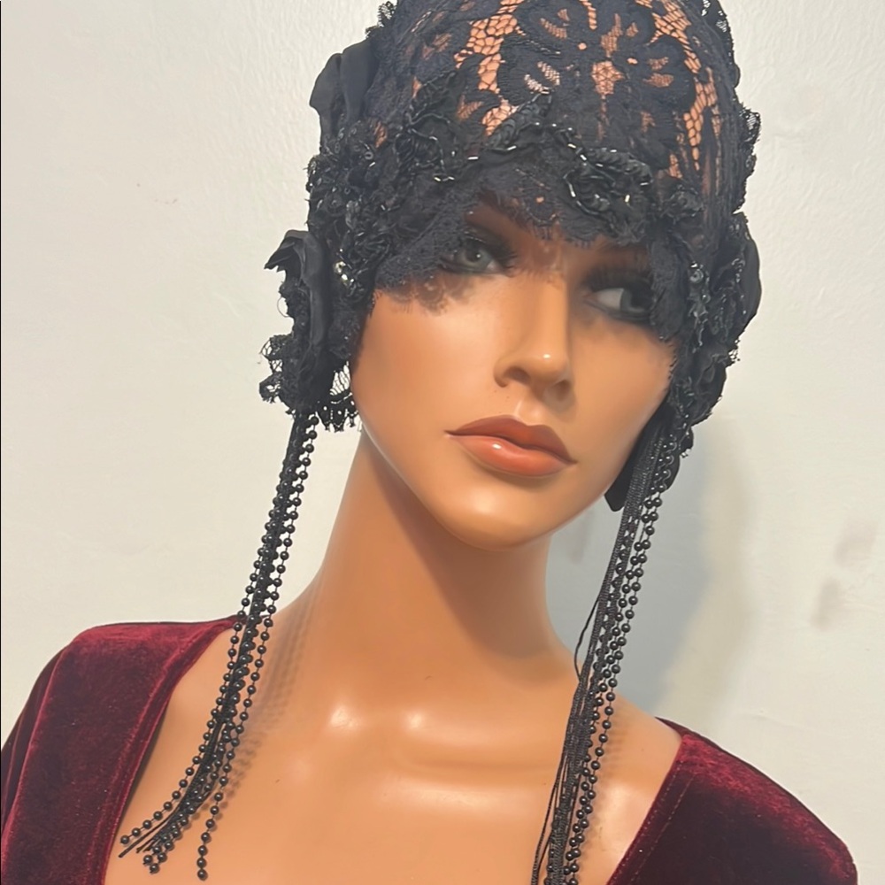 Elegant Black Lace Headpiece Black Flapper Hat Cloche 1920 style